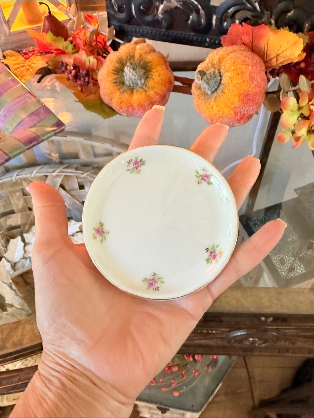 Vintage Porcelain Butter Pat  Plate - White with Pink Roses Gold Trim 3.5” - Picture 8 of 9